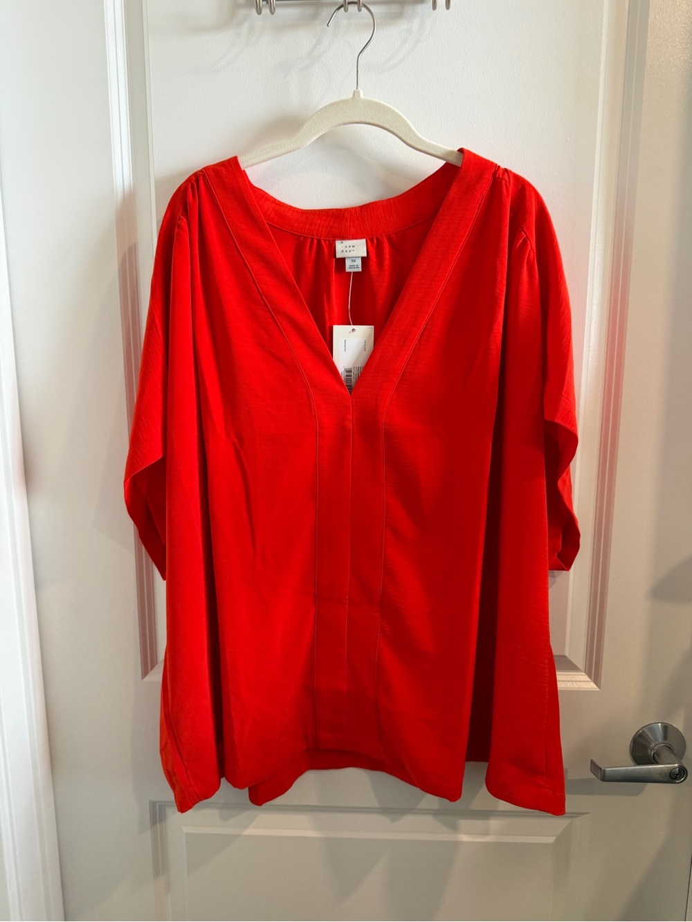 A New Day Red-Orange V-Neck Relaxed Women's Top NWT Size 3X